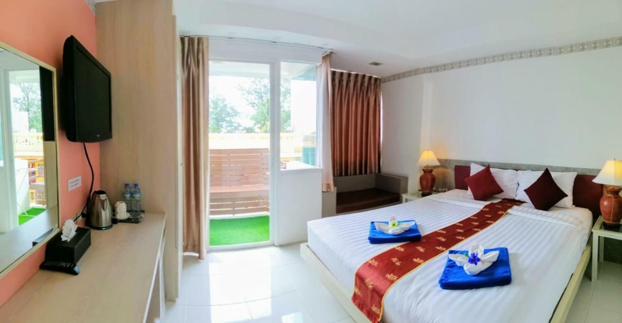 Kamala 555 Hotel Екстериор снимка
